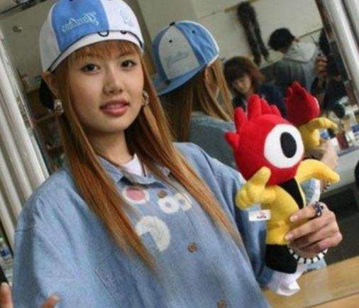 孙菲菲整容后无戏可拍_娱乐圈没整过容的明星_娱乐圈整容女明星名单