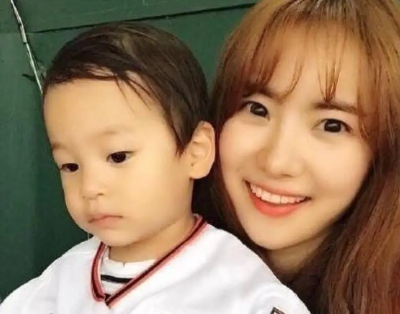 韩剧整容女明星_童年韩剧女主整容后遗症_崔智友蔡琳李多海颜值变化