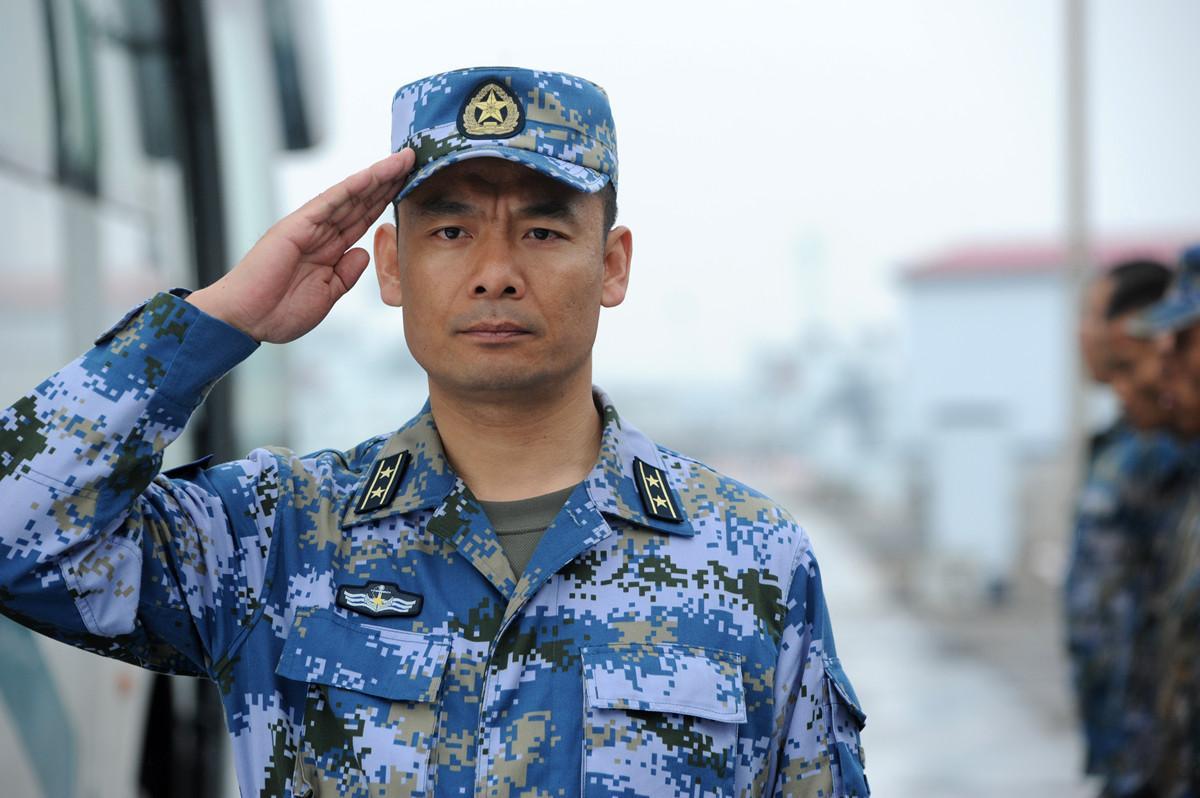 内蒙籍女明星_内蒙古大草原旅游景点_内蒙古男明星推荐